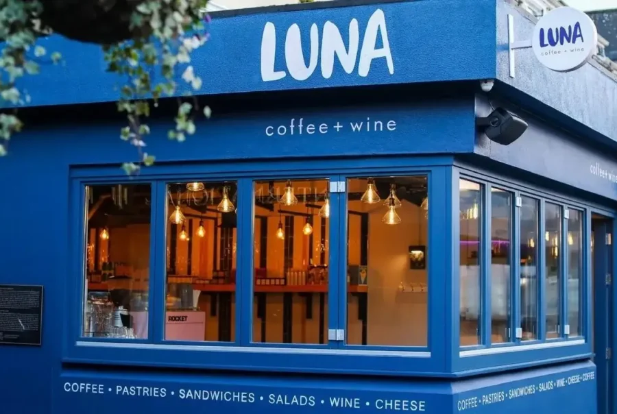exterior of Luna coffee + wine