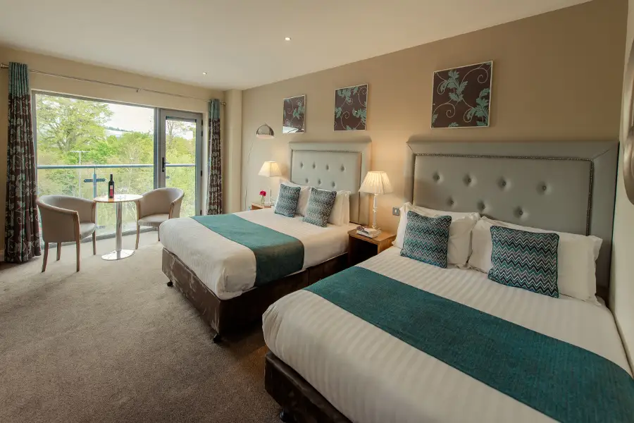 Scotts Hotel Killarney hotel room